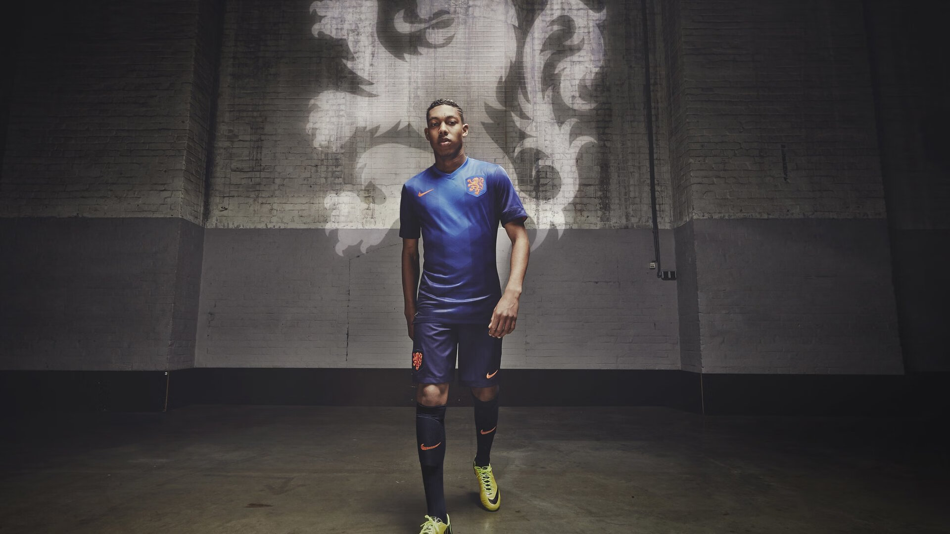 爱游戏体育-电竞比赛中的临场应变：灵活调整，适应变化，电竞活动应急方案